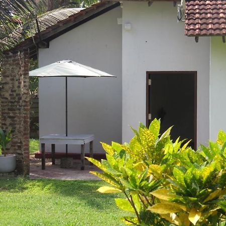 Mendis Cottage Weligama Exterior photo